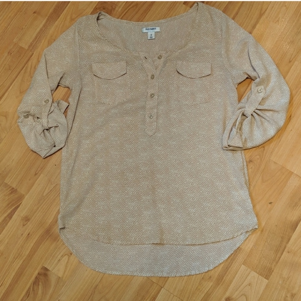 5 for $25 sale 🛍 Old Navy lightweight henley top